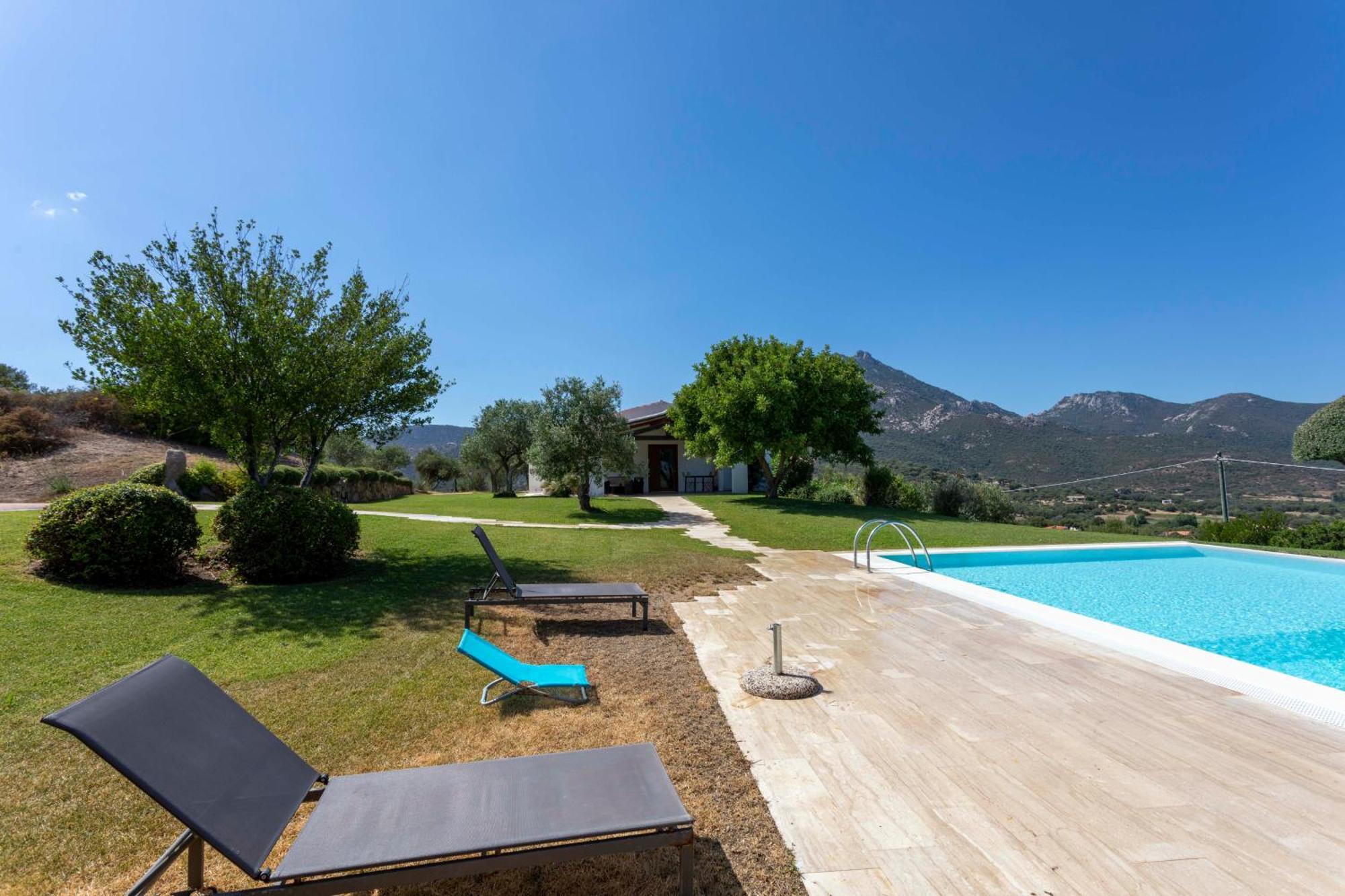 Villa Alba Esclusiva Villa Con Piscina A Sfioro E Vista Mozzafiato Sul Mare Cugnana Kültér fotó