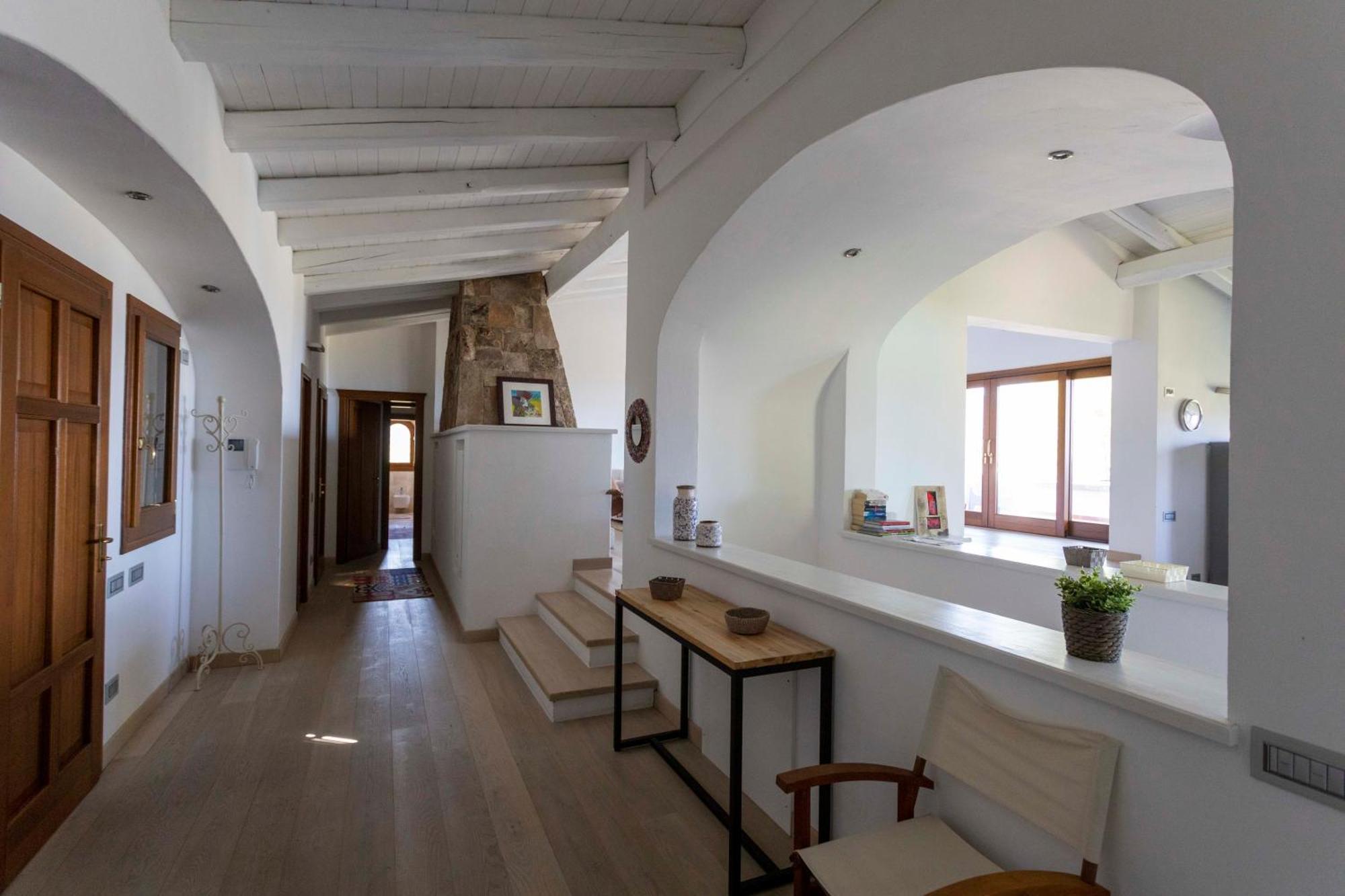 Villa Alba Esclusiva Villa Con Piscina A Sfioro E Vista Mozzafiato Sul Mare Cugnana Kültér fotó