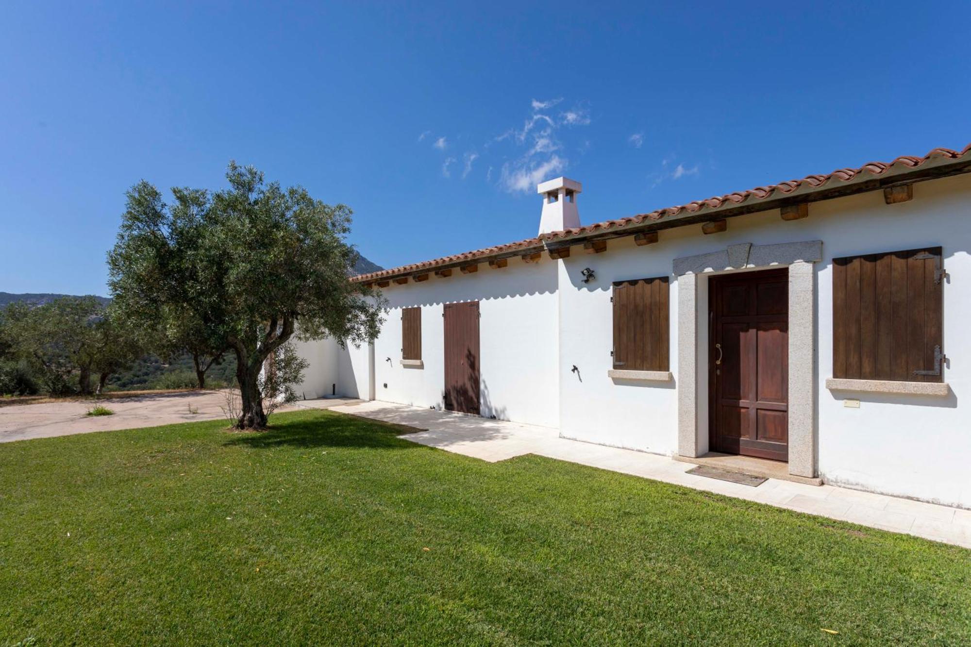 Villa Alba Esclusiva Villa Con Piscina A Sfioro E Vista Mozzafiato Sul Mare Cugnana Kültér fotó