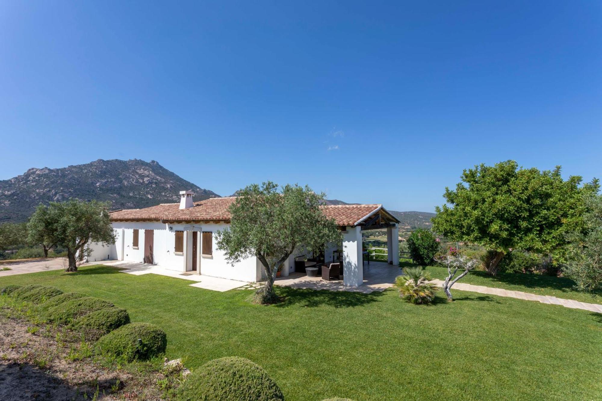 Villa Alba Esclusiva Villa Con Piscina A Sfioro E Vista Mozzafiato Sul Mare Cugnana Kültér fotó