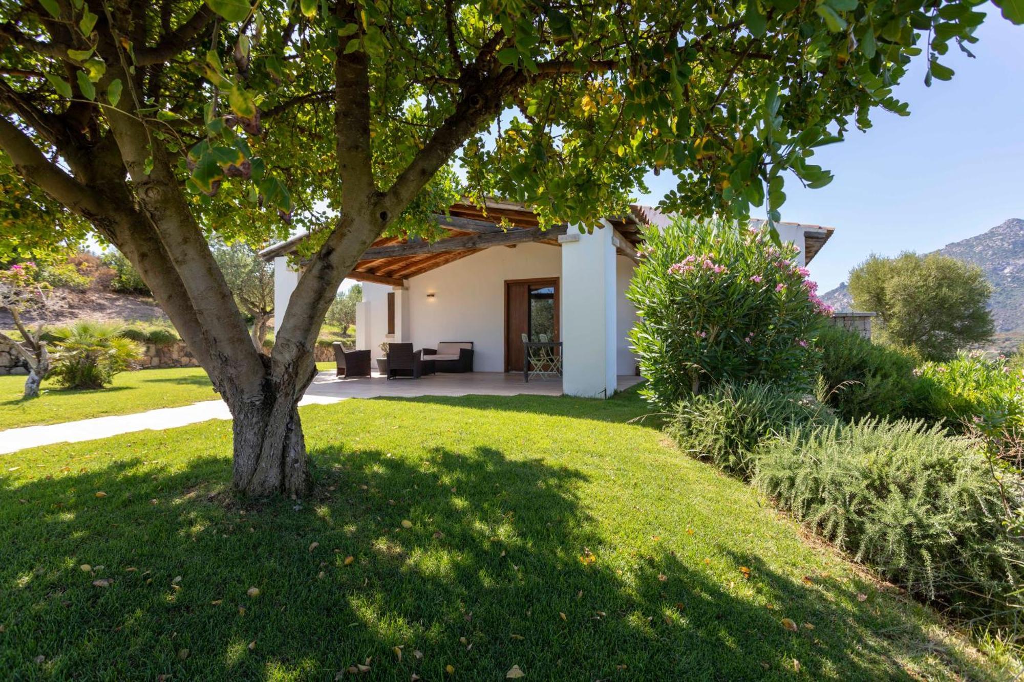 Villa Alba Esclusiva Villa Con Piscina A Sfioro E Vista Mozzafiato Sul Mare Cugnana Kültér fotó