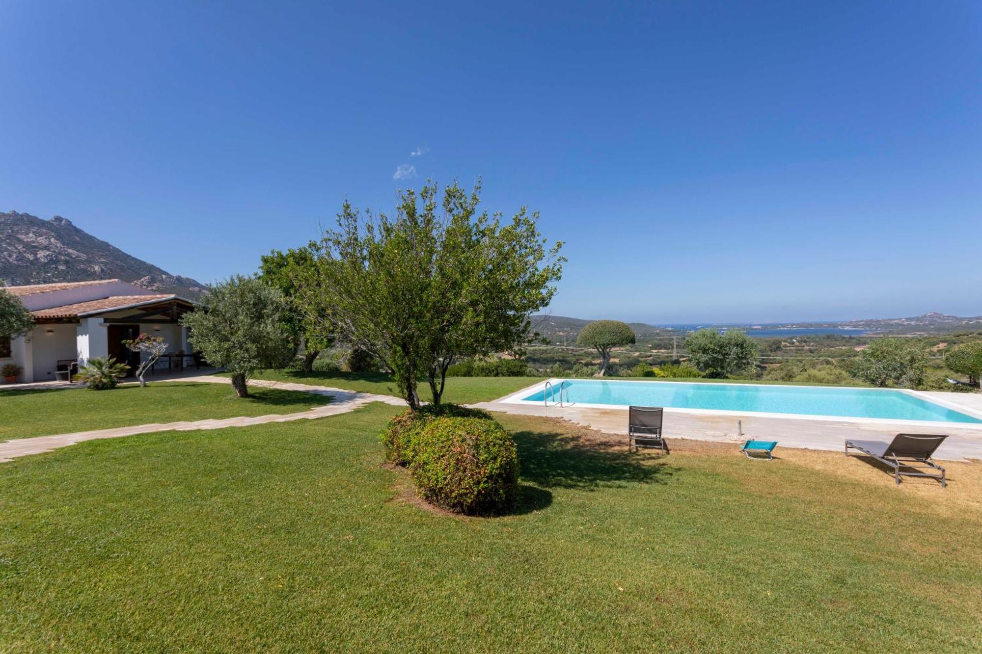Villa Alba Esclusiva Villa Con Piscina A Sfioro E Vista Mozzafiato Sul Mare Cugnana Kültér fotó