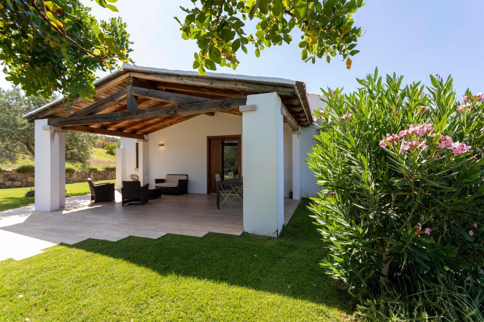 Villa Alba Esclusiva Villa Con Piscina A Sfioro E Vista Mozzafiato Sul Mare Cugnana Kültér fotó