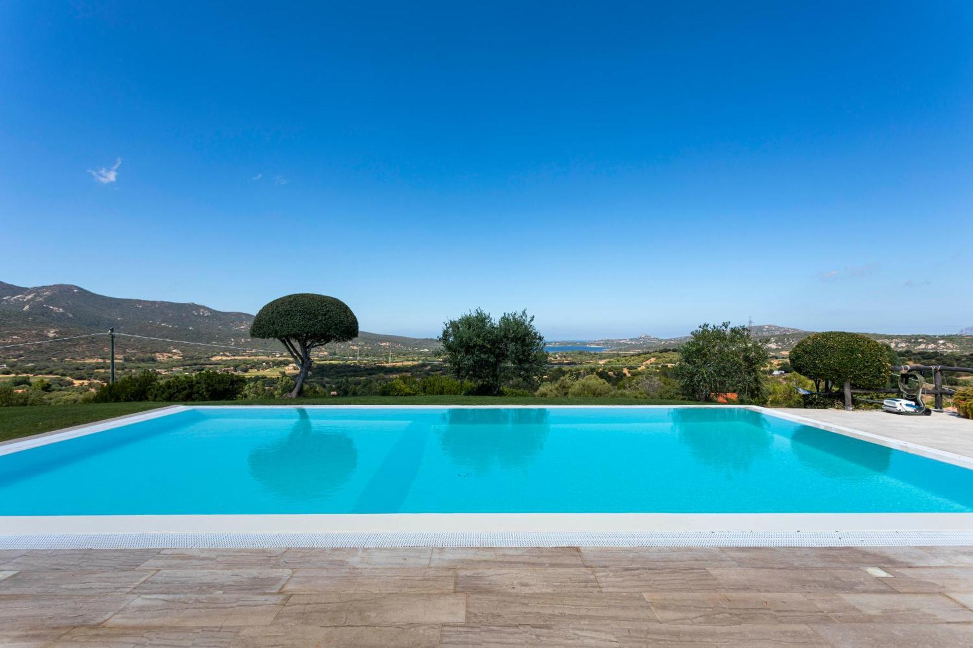 Villa Alba Esclusiva Villa Con Piscina A Sfioro E Vista Mozzafiato Sul Mare Cugnana Kültér fotó