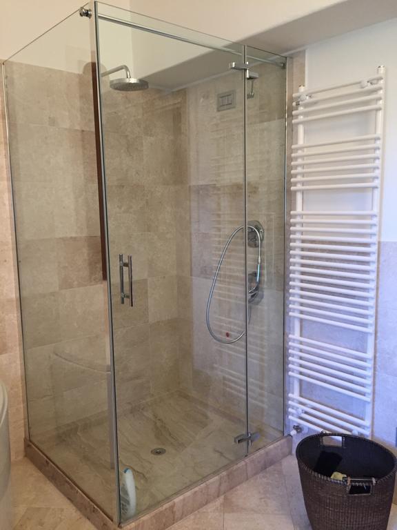 Villa Alba Esclusiva Villa Con Piscina A Sfioro E Vista Mozzafiato Sul Mare Cugnana Kültér fotó