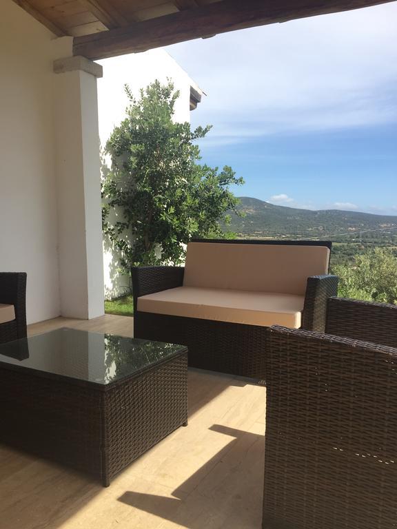 Villa Alba Esclusiva Villa Con Piscina A Sfioro E Vista Mozzafiato Sul Mare Cugnana Kültér fotó
