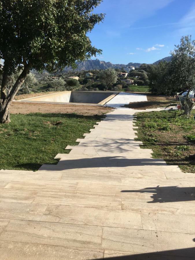 Villa Alba Esclusiva Villa Con Piscina A Sfioro E Vista Mozzafiato Sul Mare Cugnana Kültér fotó