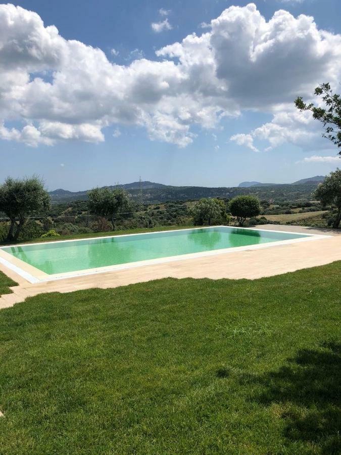 Villa Alba Esclusiva Villa Con Piscina A Sfioro E Vista Mozzafiato Sul Mare Cugnana Kültér fotó